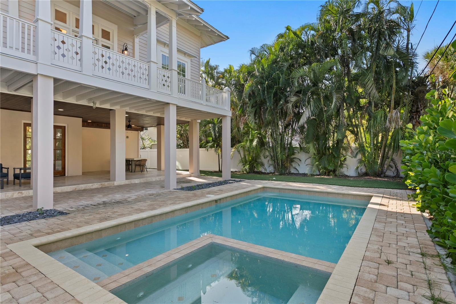 DON CE-SAR PLACE - Residential