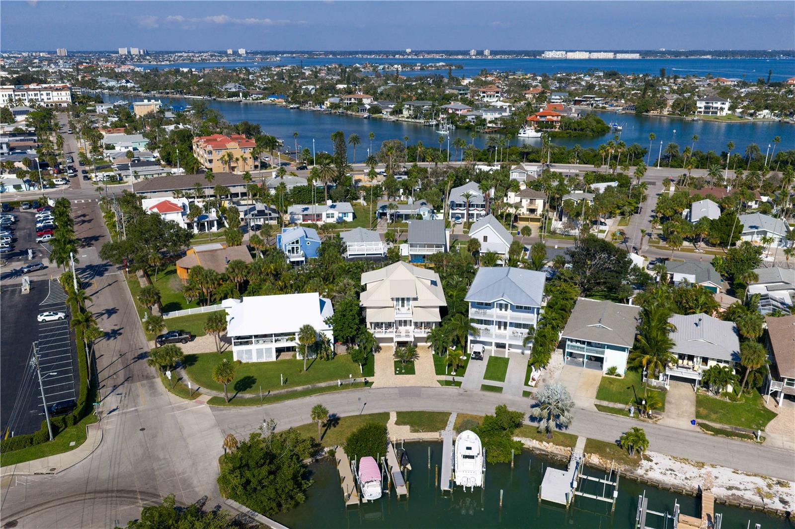 DON CE-SAR PLACE - Residential