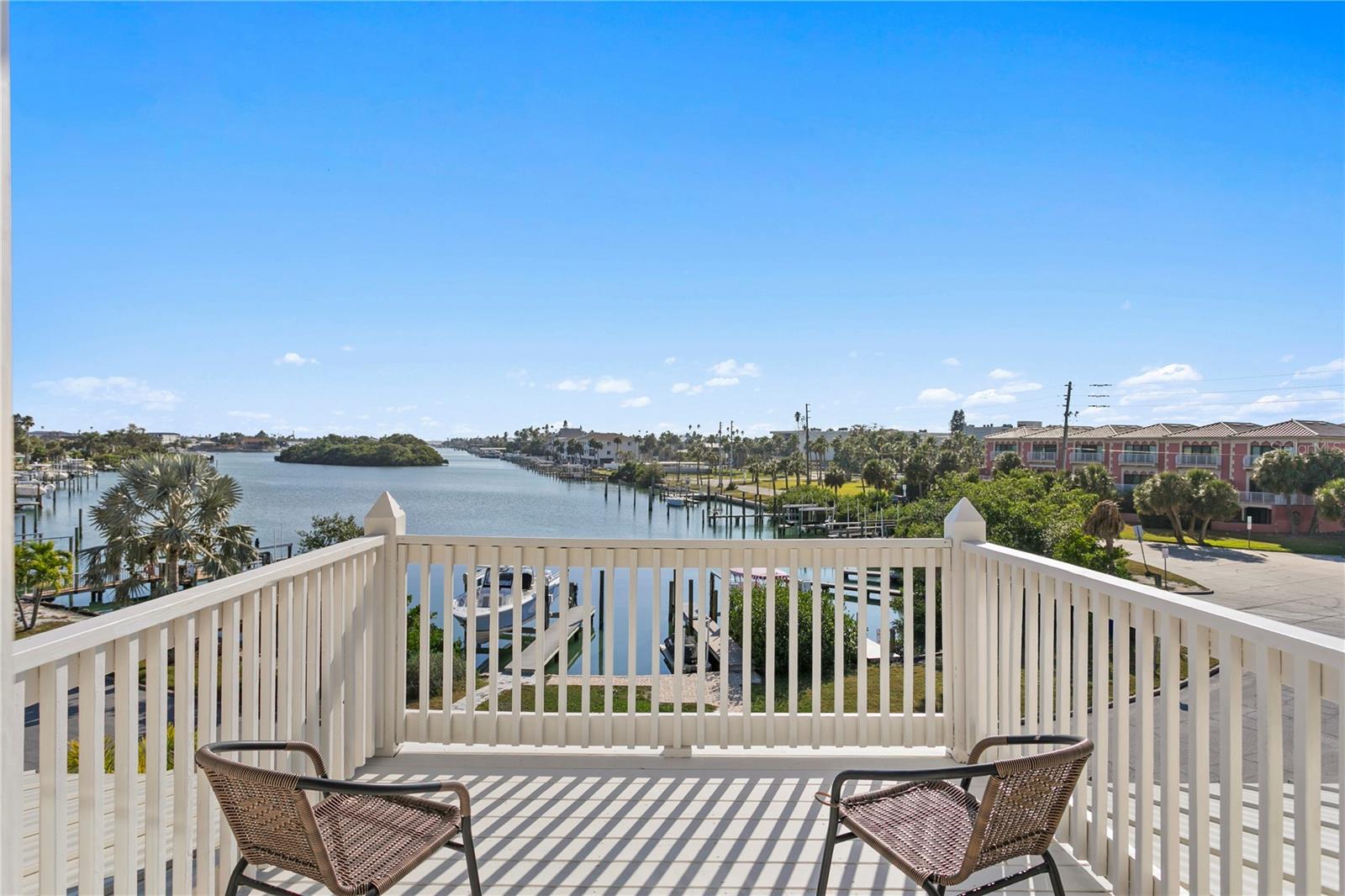 DON CE-SAR PLACE - Residential