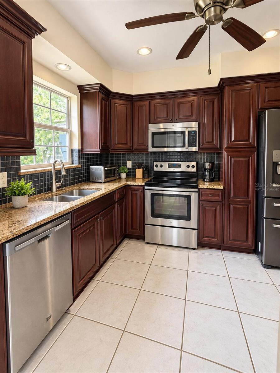 825 GROVELAND AVENUE, VENICE, FL, 34285 3 825 GROVELAND AVENUE
