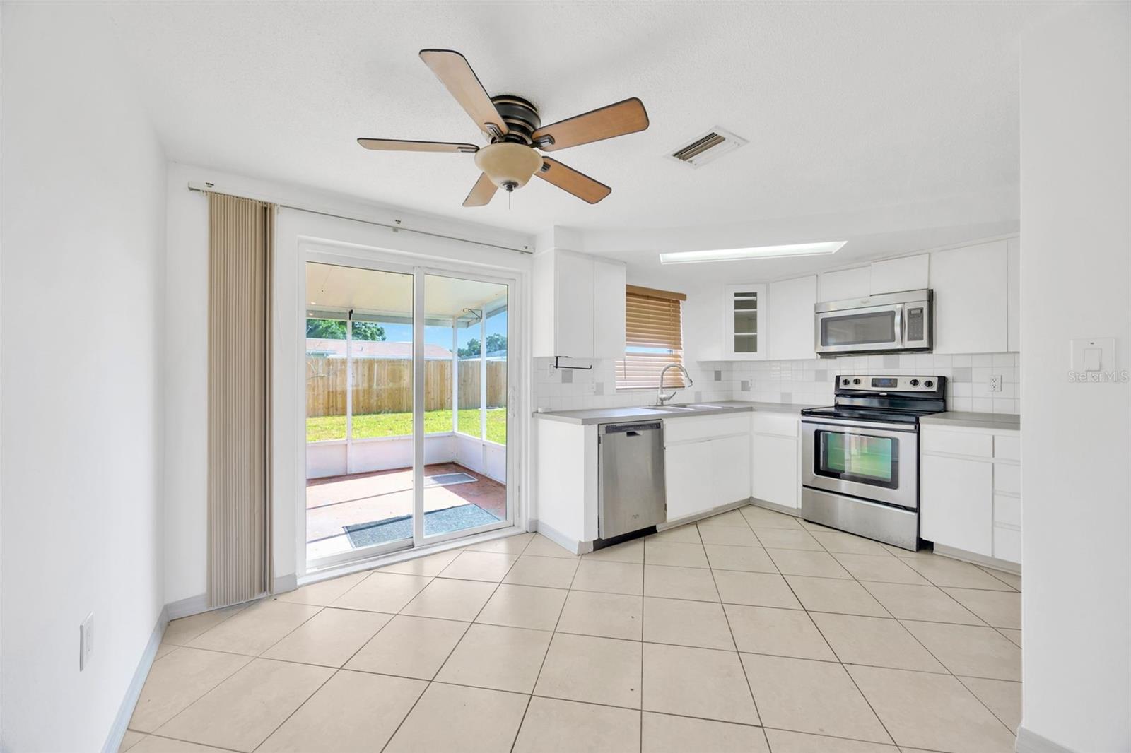 3245 SALISBURY DRIVE