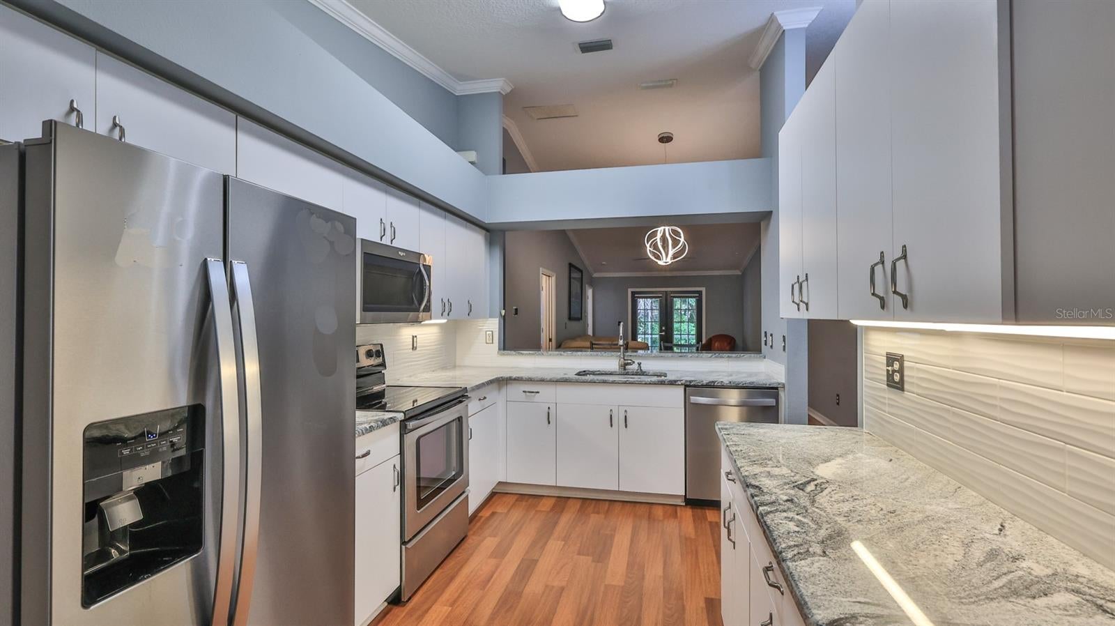3012 OAK HAMMOCK DRIVE