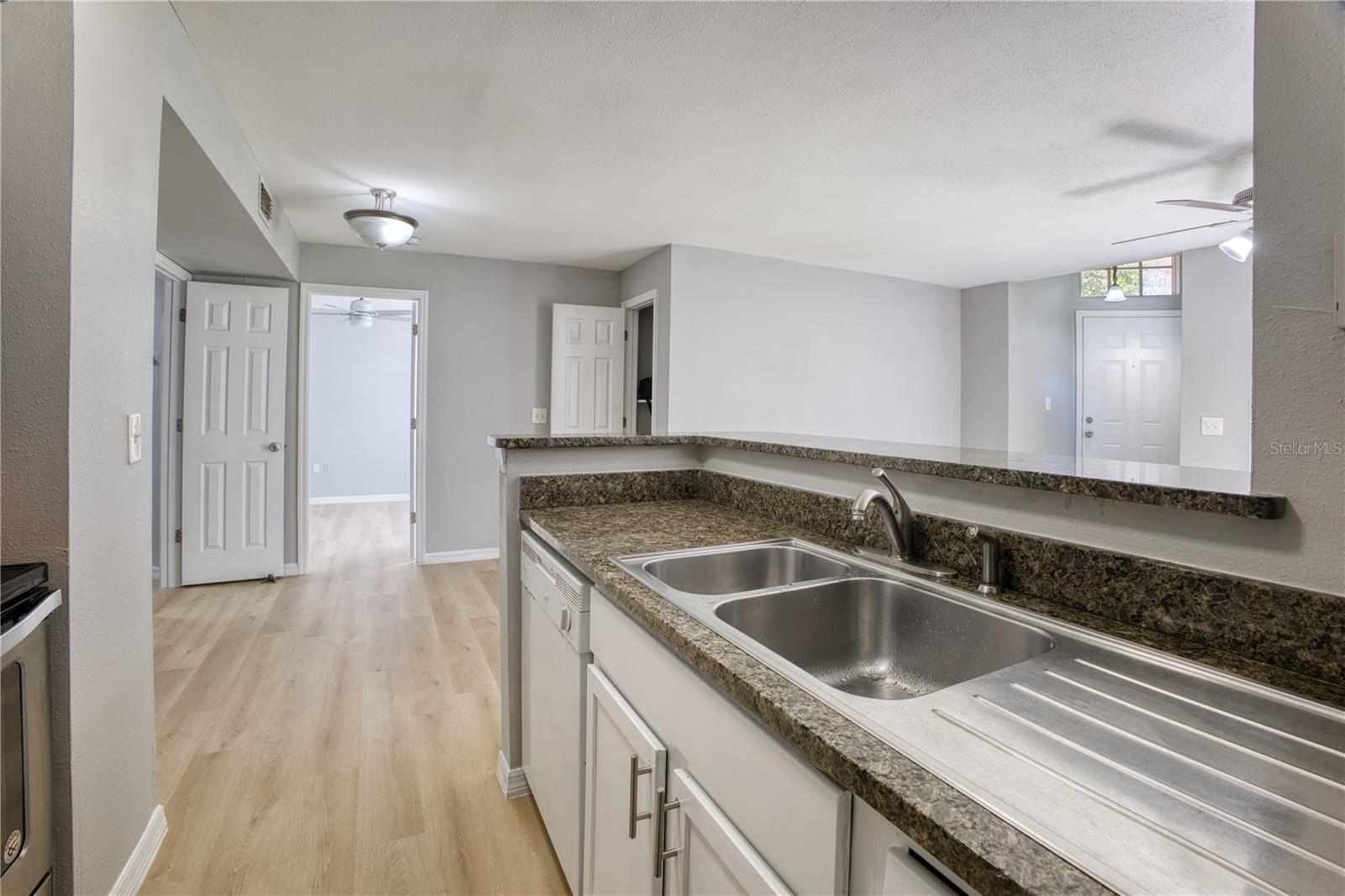 BELLA VISTA CONDO - Residential Lease
