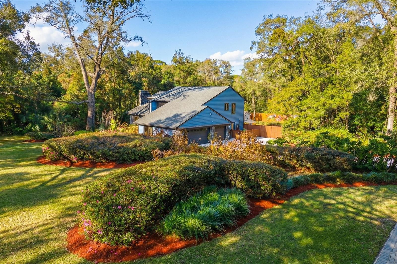 OAK HOLLOW - Residential