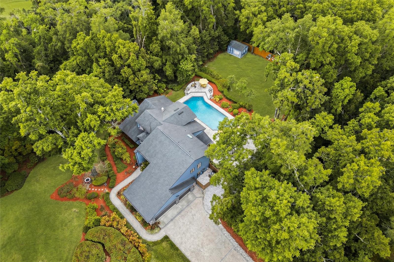 55 OAK HOLLOW DRIVE