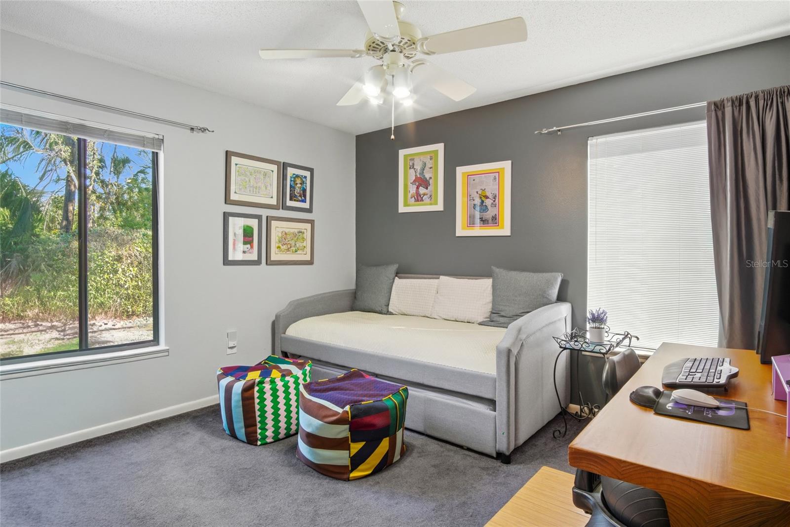 OAK HOLLOW - Residential