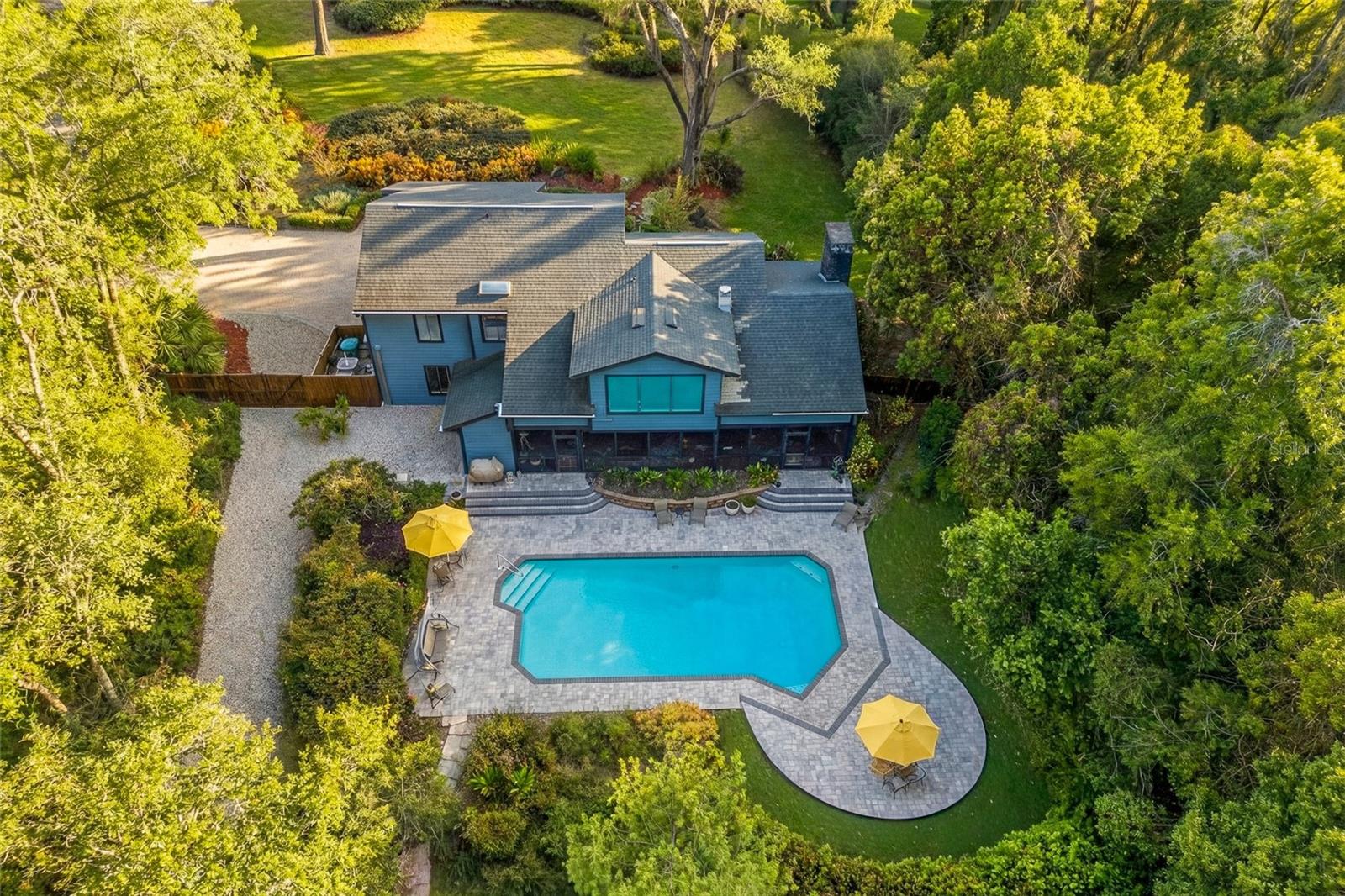 OAK HOLLOW - Residential