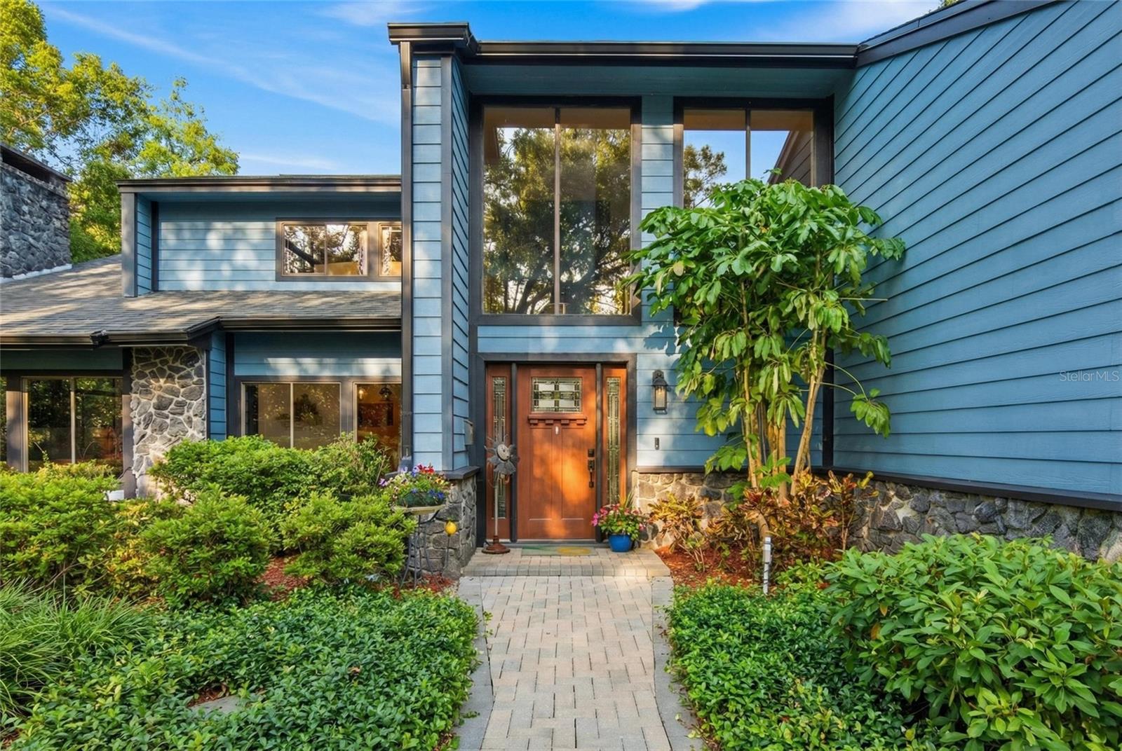 OAK HOLLOW - Residential