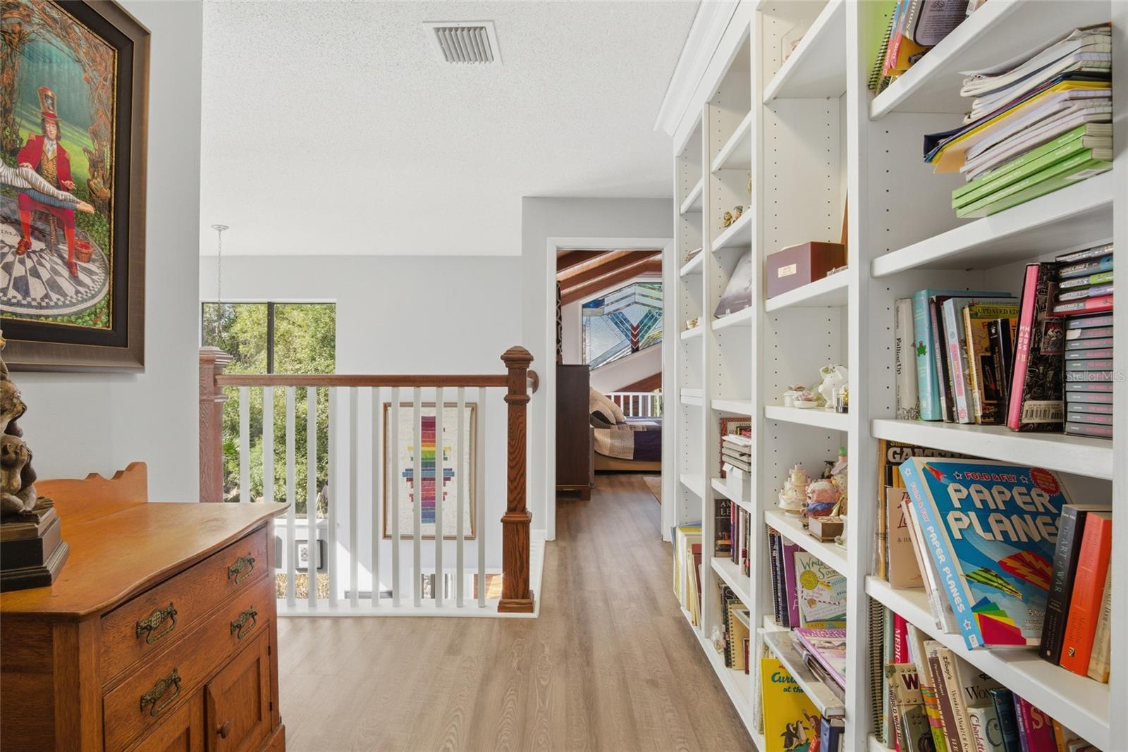 OAK HOLLOW - Residential