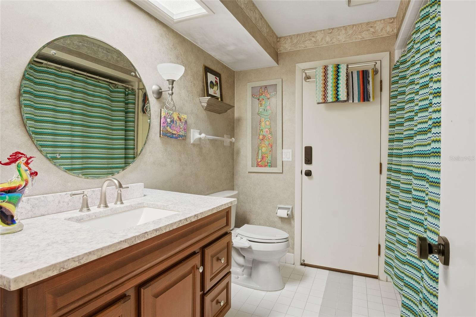 OAK HOLLOW - Residential