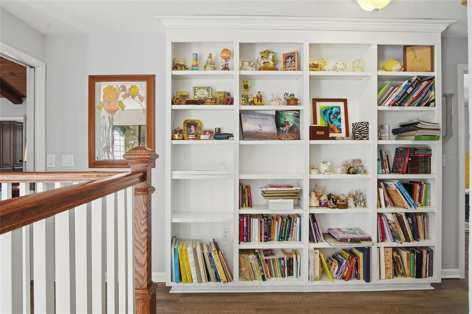 OAK HOLLOW - Residential