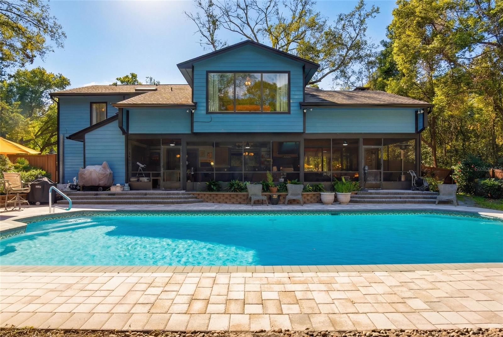 OAK HOLLOW - Residential