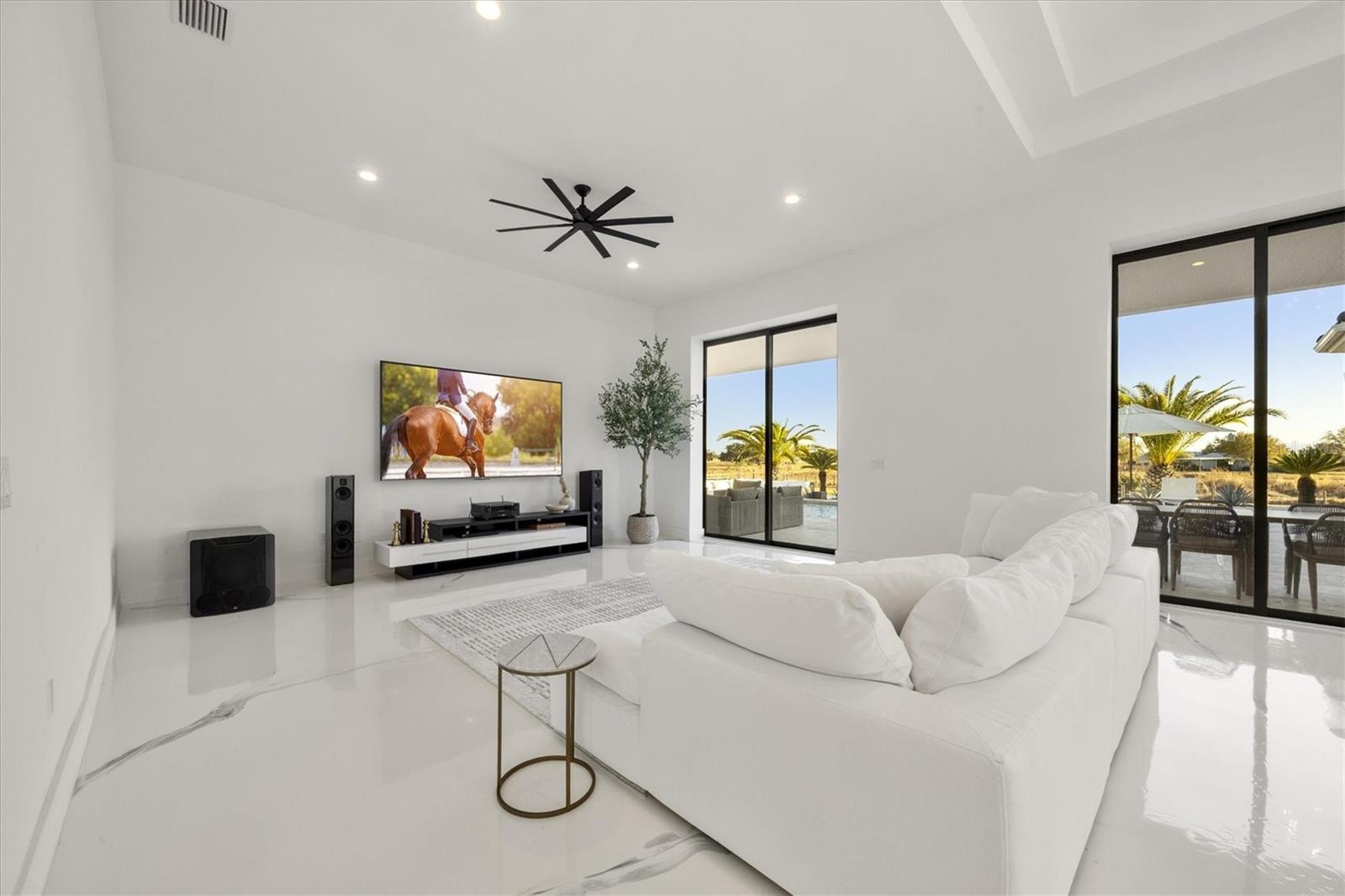 ACREAGE - Residential