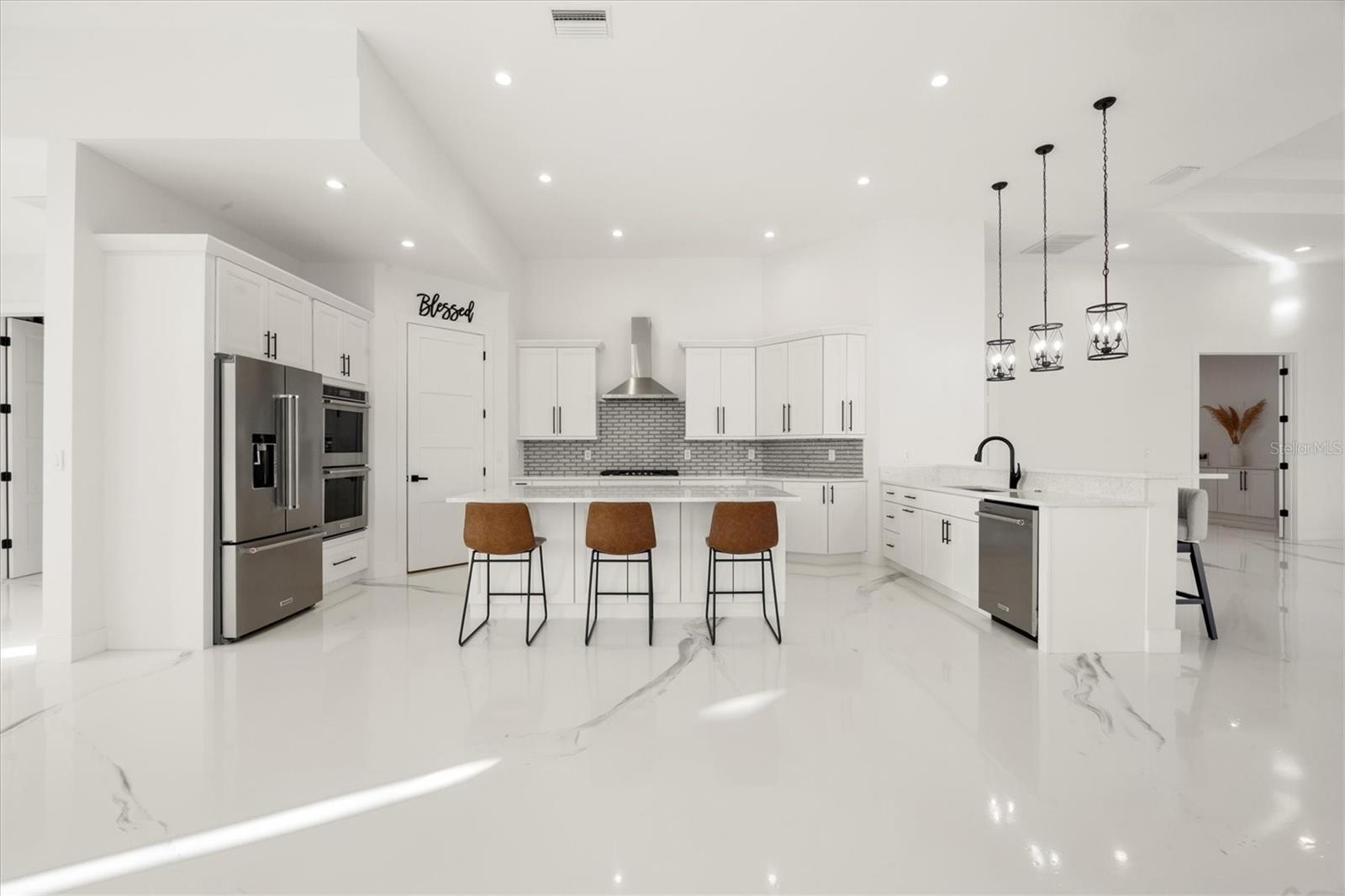 ACREAGE - Residential