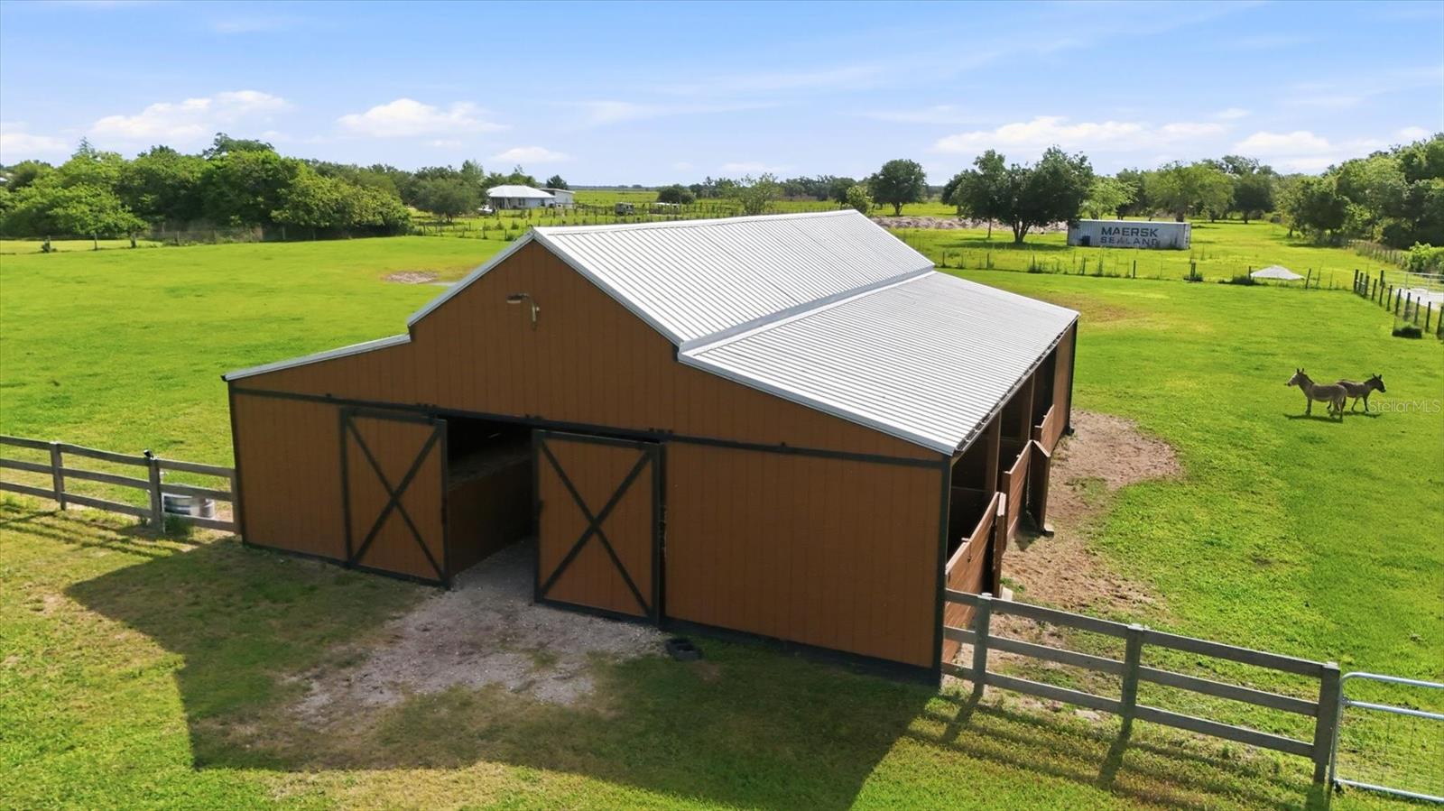 ACREAGE - Residential