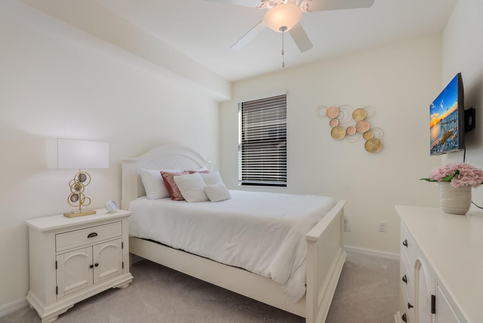 LAKEWOOD NATIONAL - Residential Lease