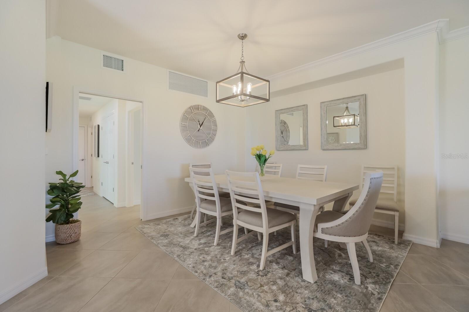 LAKEWOOD NATIONAL - Residential Lease