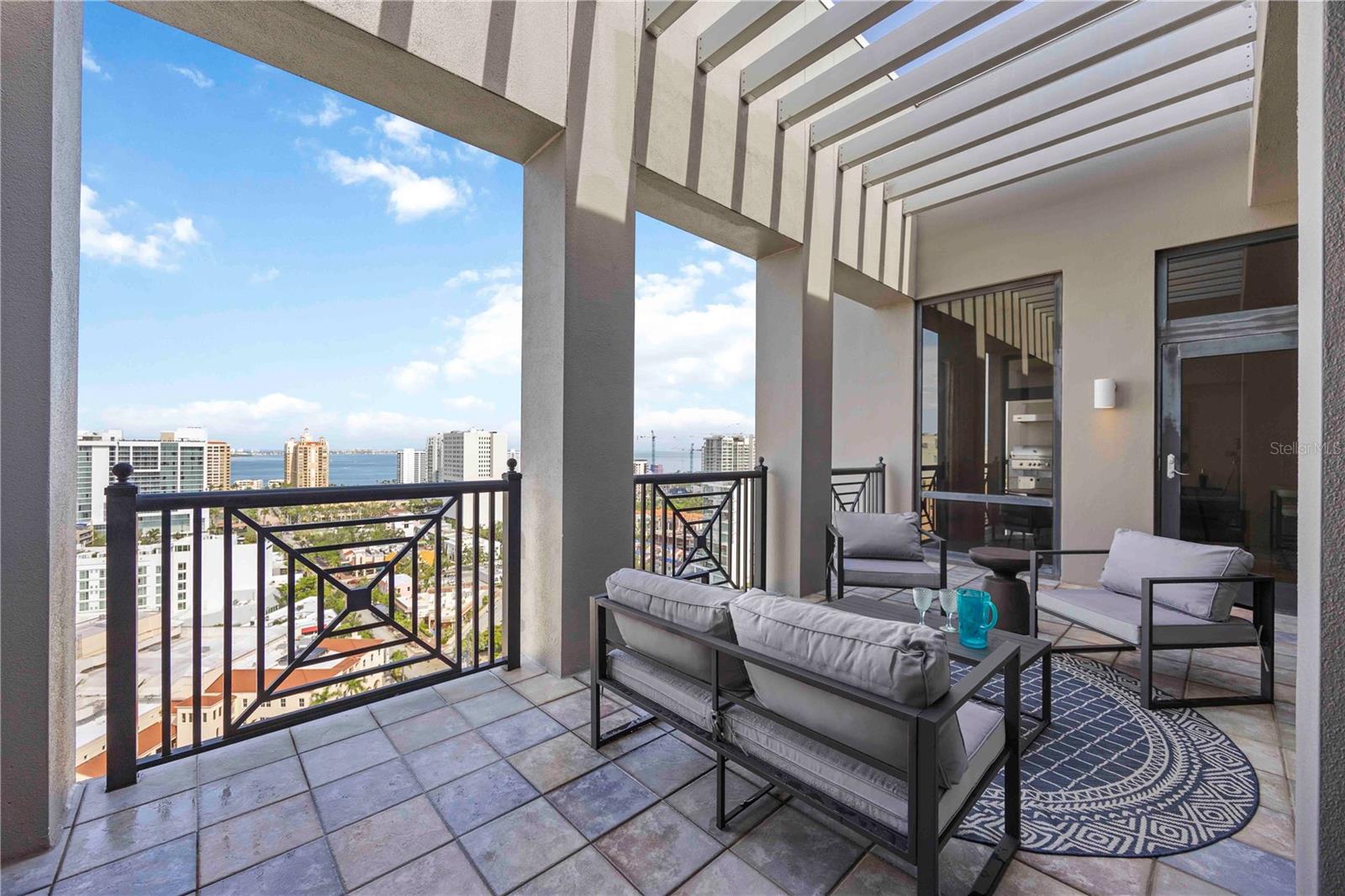 50 CENTRAL AVENUE 17PHB