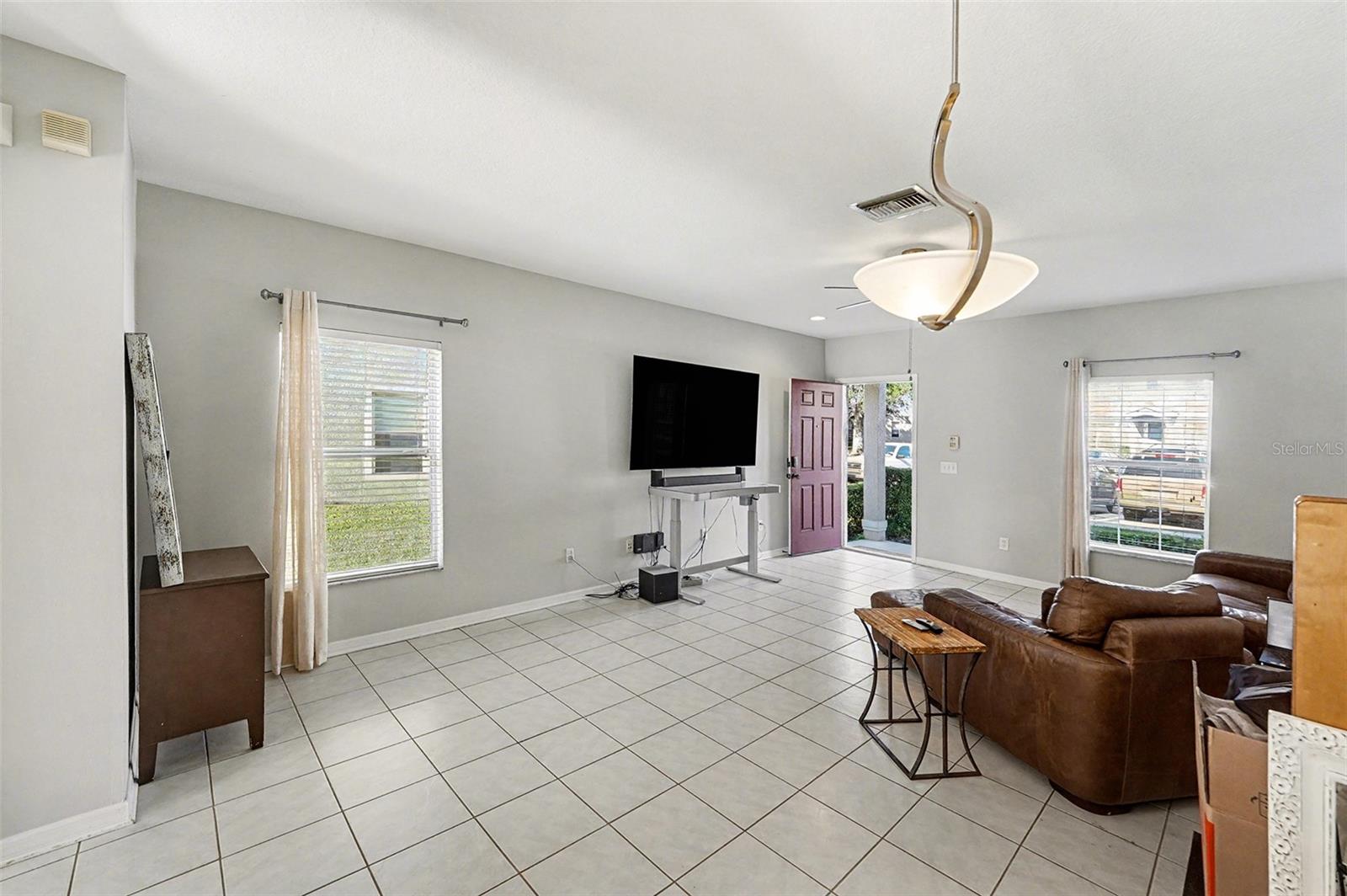 FISHHAWK RANCH TWNHMS PH 1 - Residential