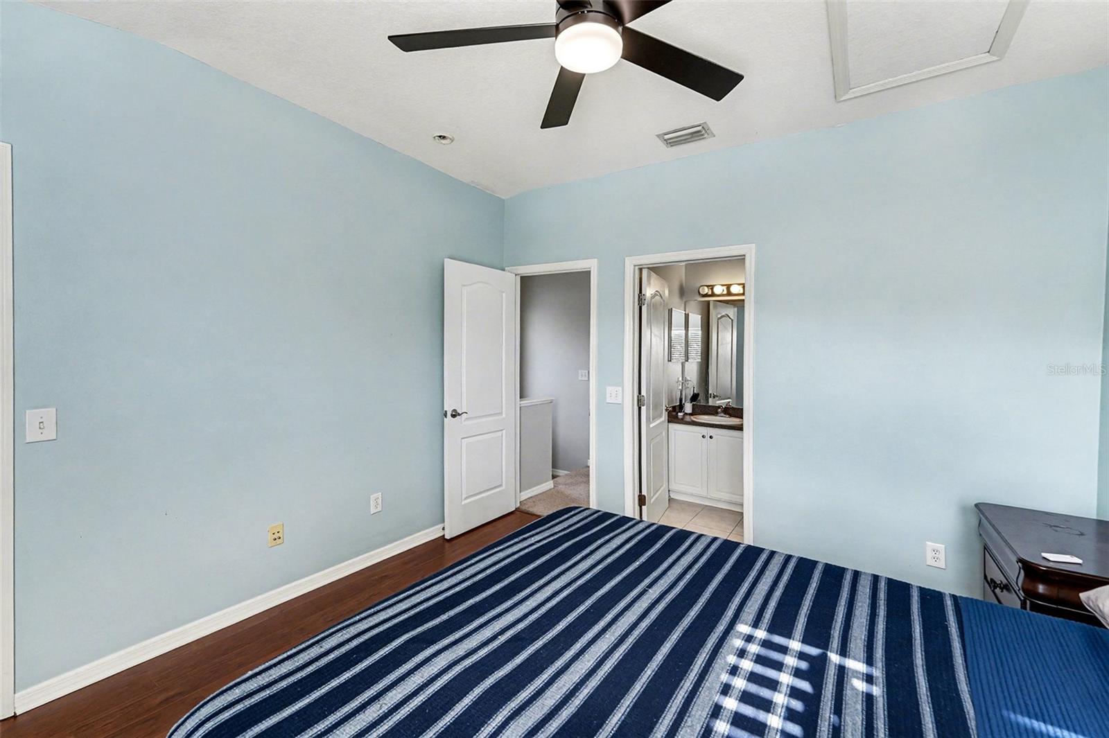 FISHHAWK RANCH TWNHMS PH 1 - Residential