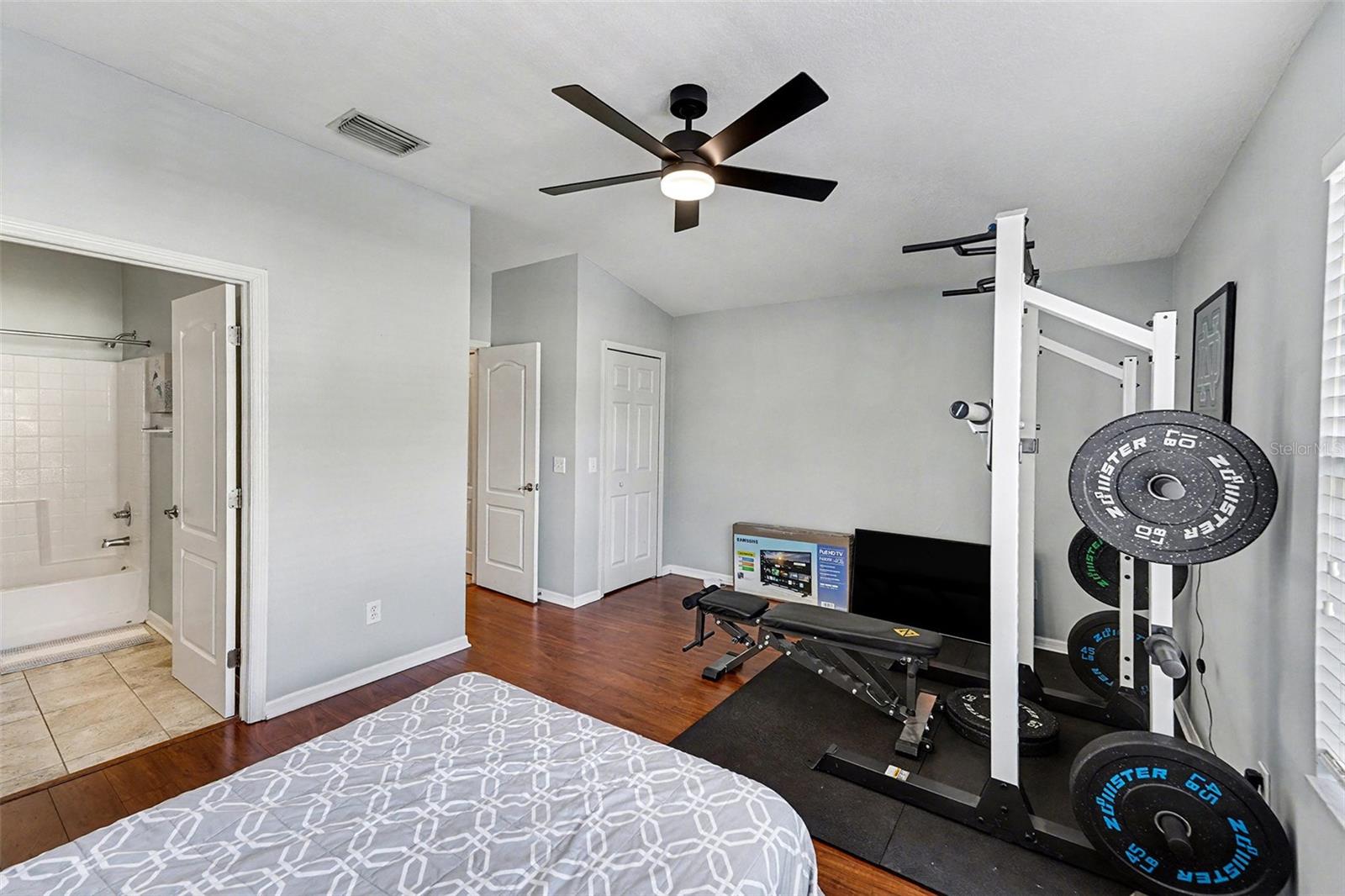 FISHHAWK RANCH TWNHMS PH 1 - Residential