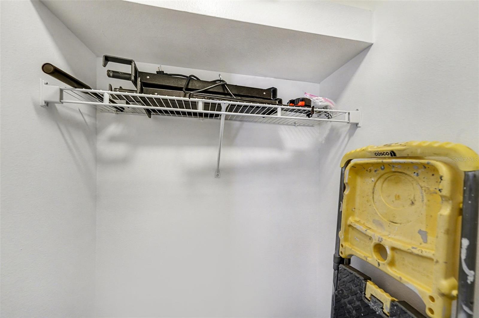 FISHHAWK RANCH TWNHMS PH 1 - Residential