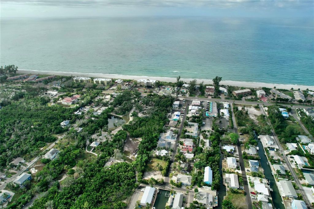 Photo of 707 Saint Judes Drive S #3, Longboat Key, FL 34228 (MLS # A4675521)