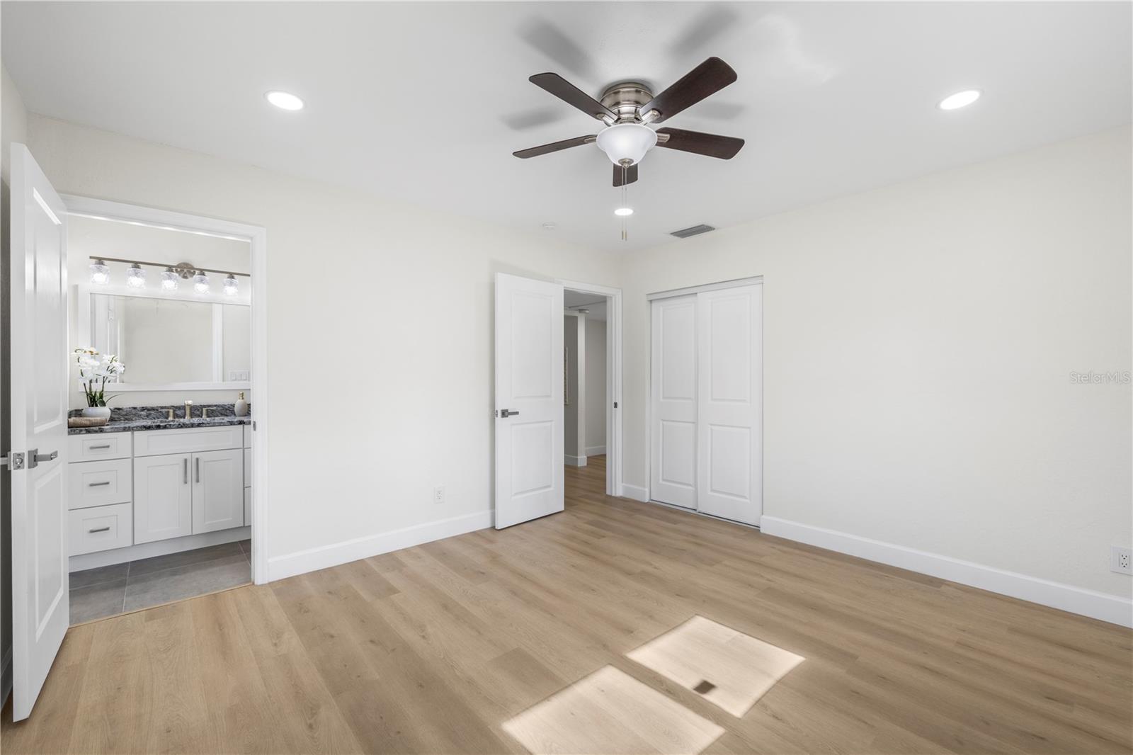 HARBOR LIGHTS SUB - Residential