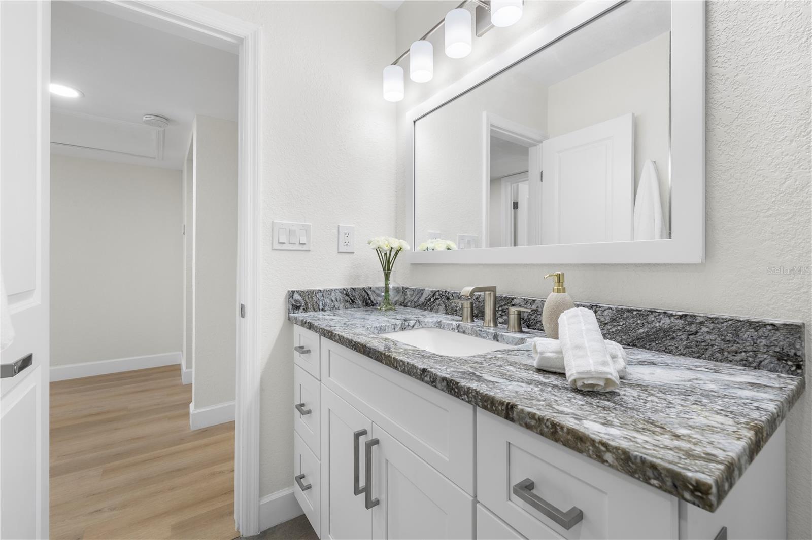 HARBOR LIGHTS SUB - Residential