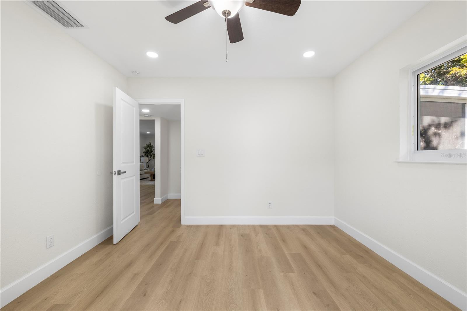 HARBOR LIGHTS SUB - Residential