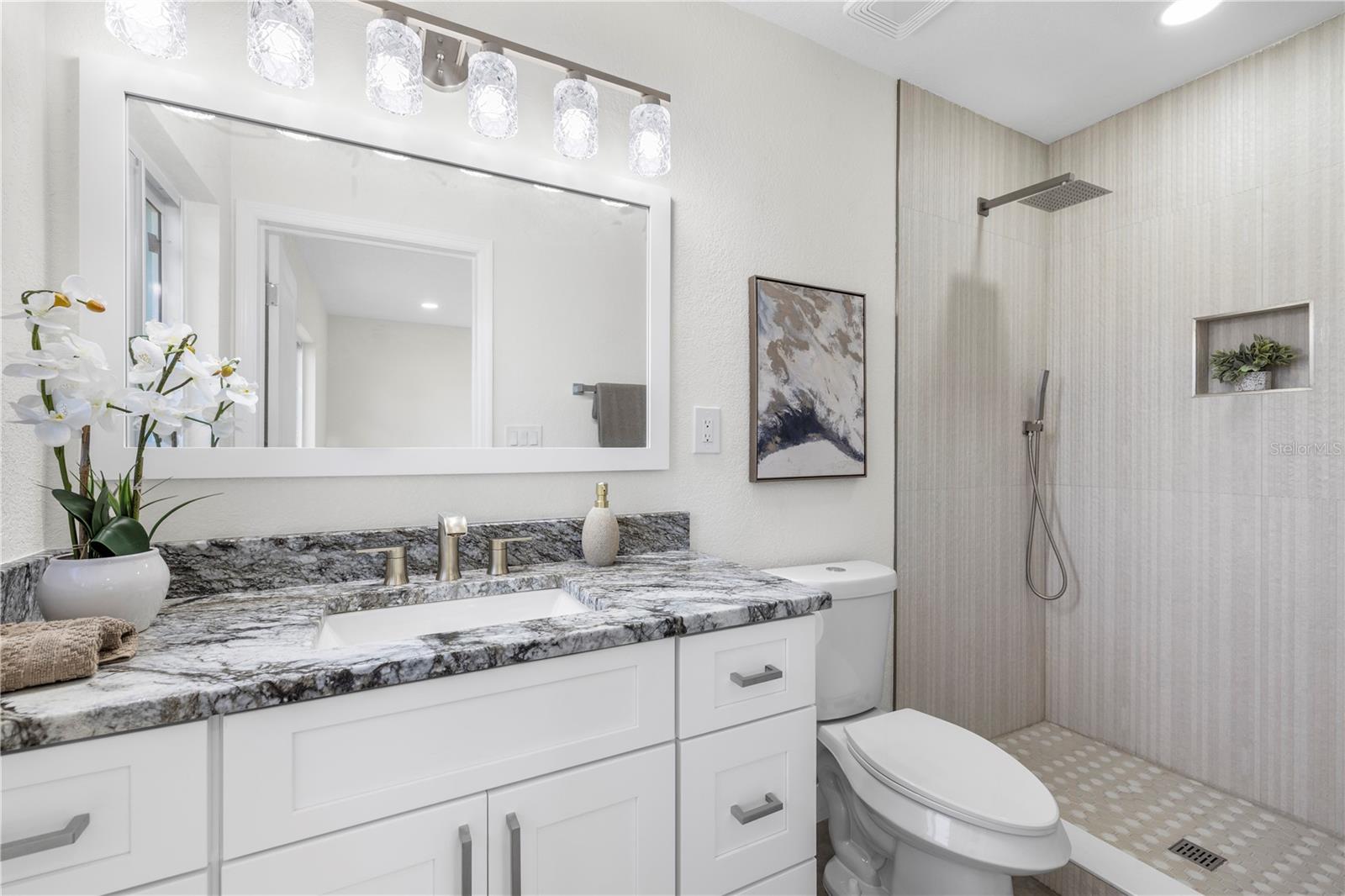 HARBOR LIGHTS SUB - Residential