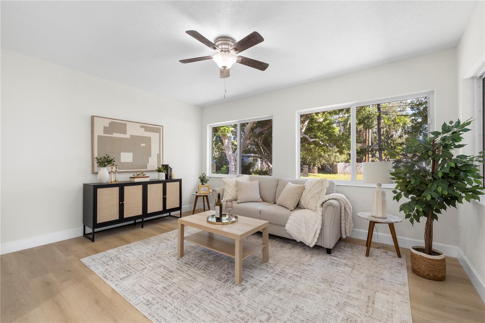 HARBOR LIGHTS SUB - Residential