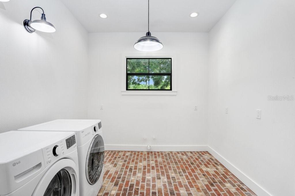 KEYSTONE MEADOW II - Residential