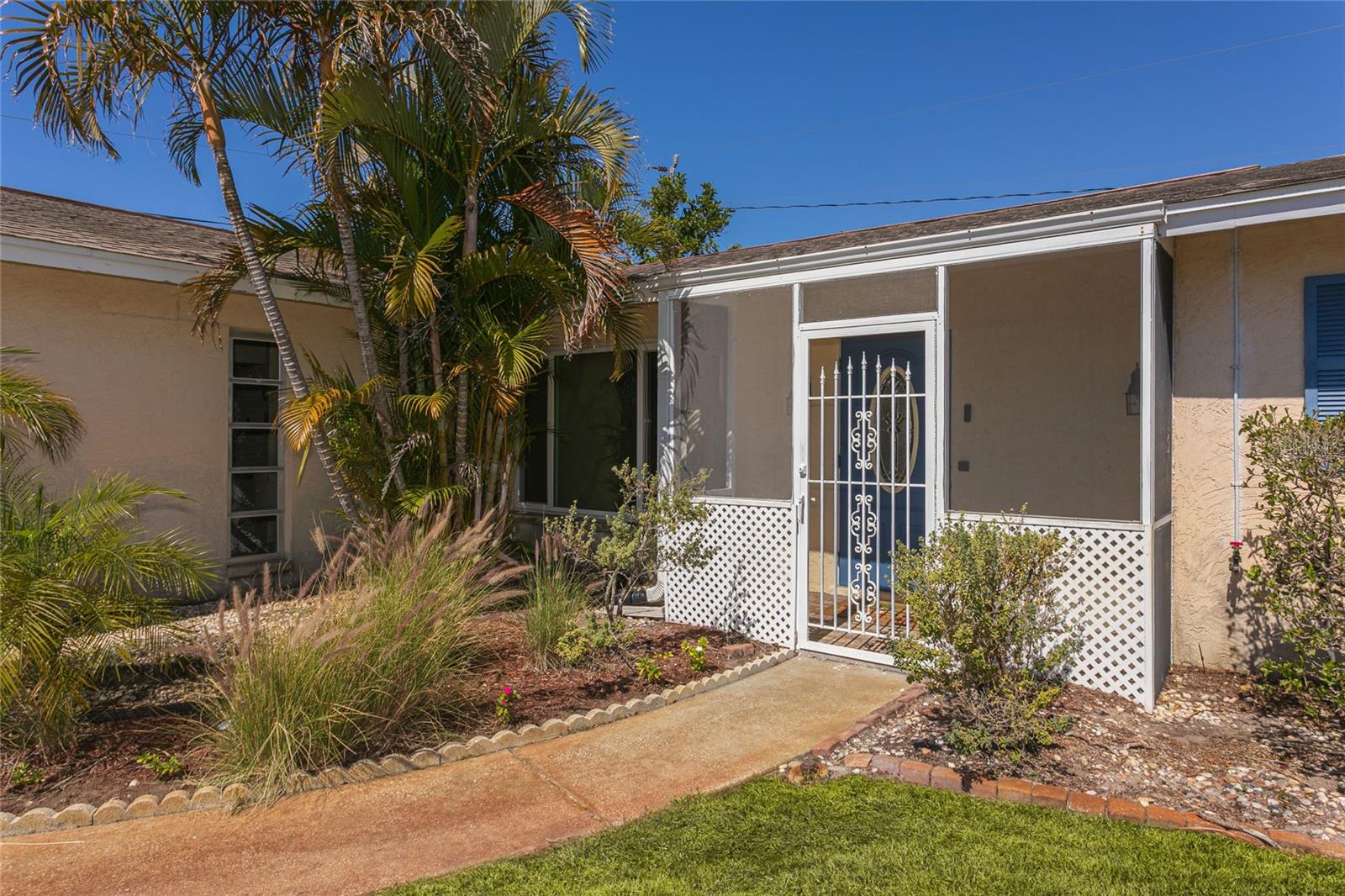 517 MOUNT VERNON DRIVE