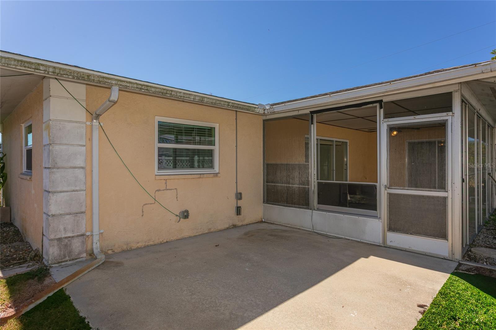 VENICE GARDENS - Residential