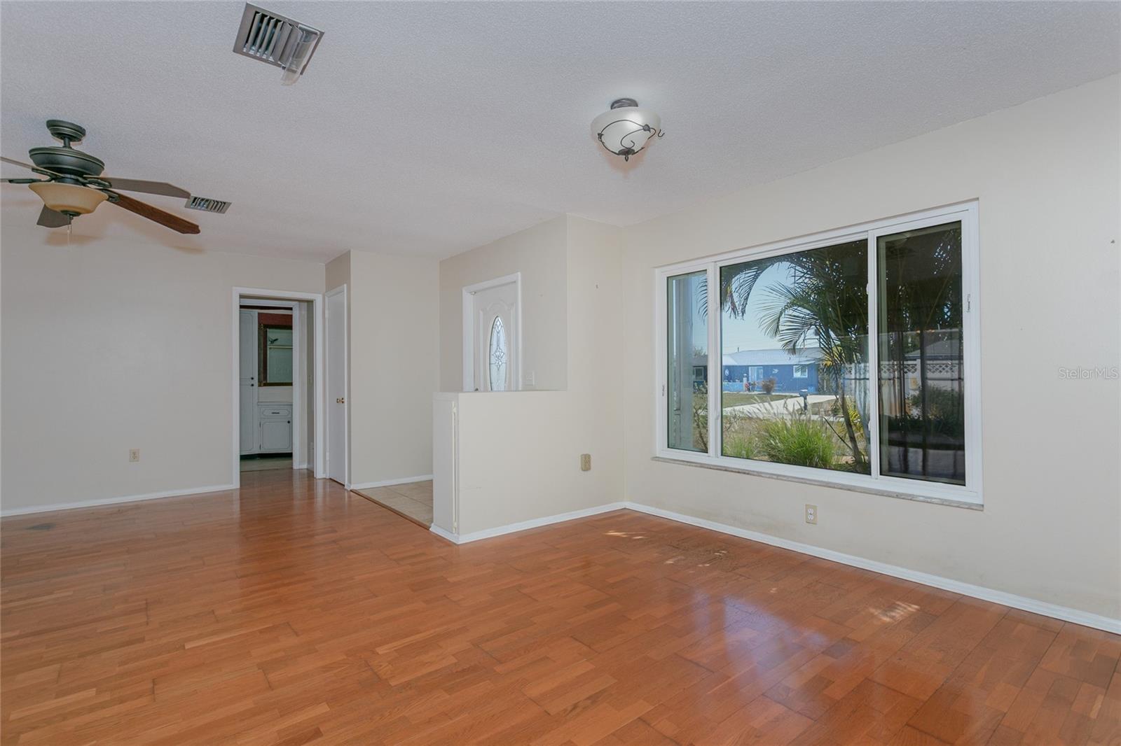 VENICE GARDENS - Residential