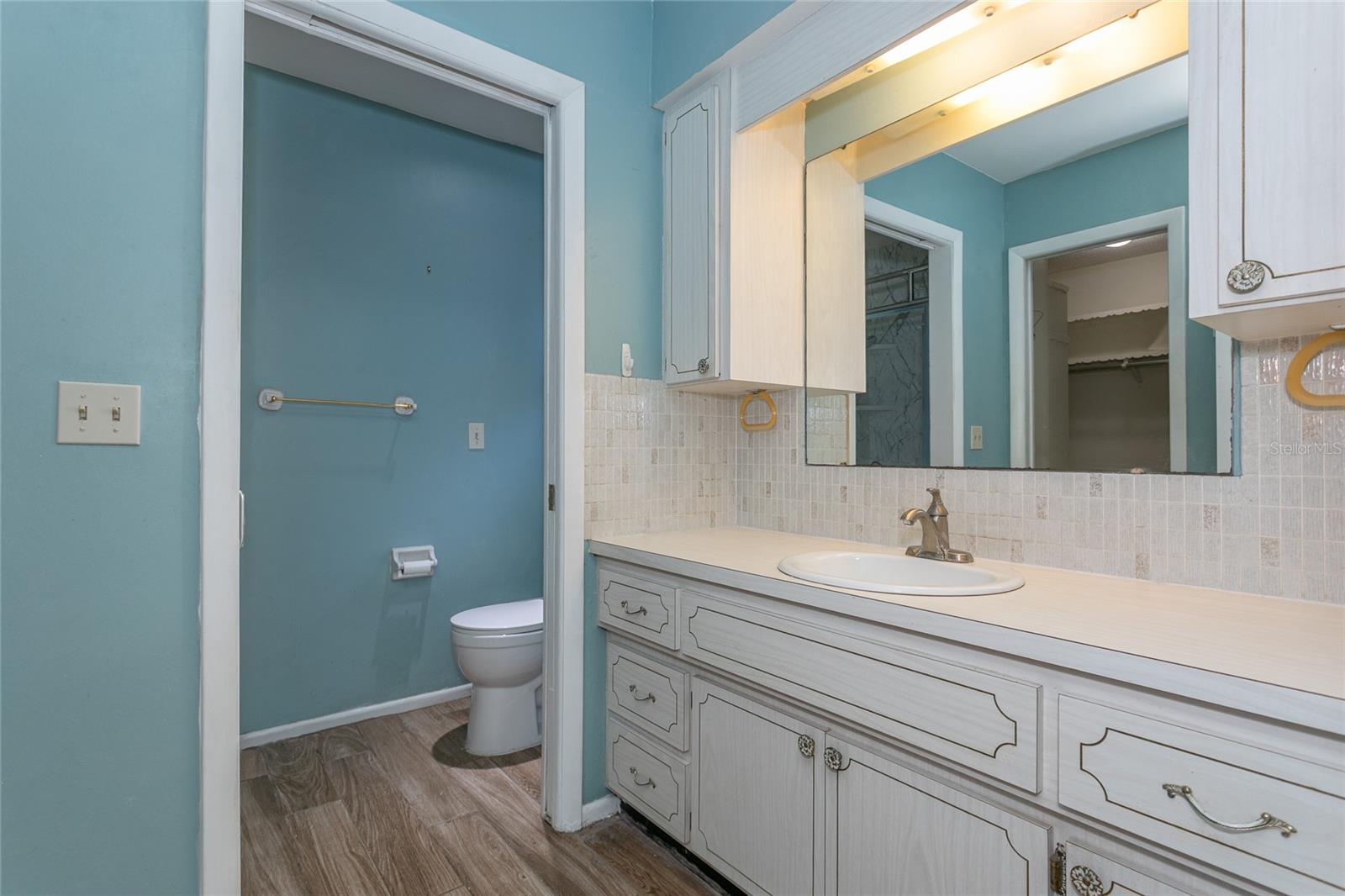 VENICE GARDENS - Residential