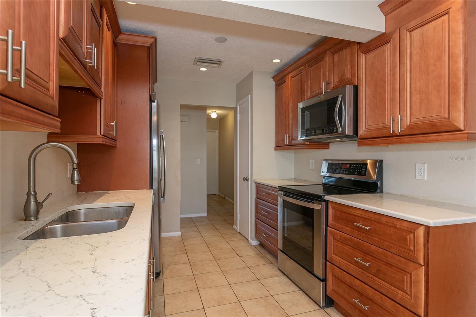 VENICE GARDENS - Residential