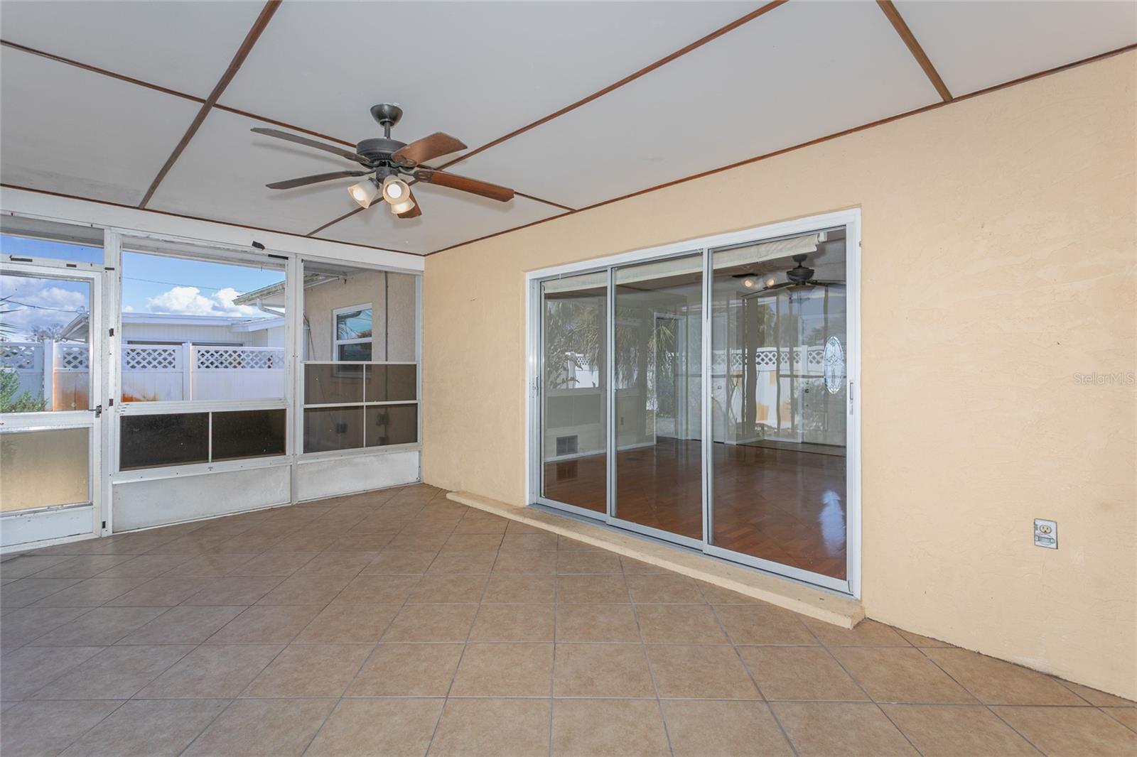 VENICE GARDENS - Residential