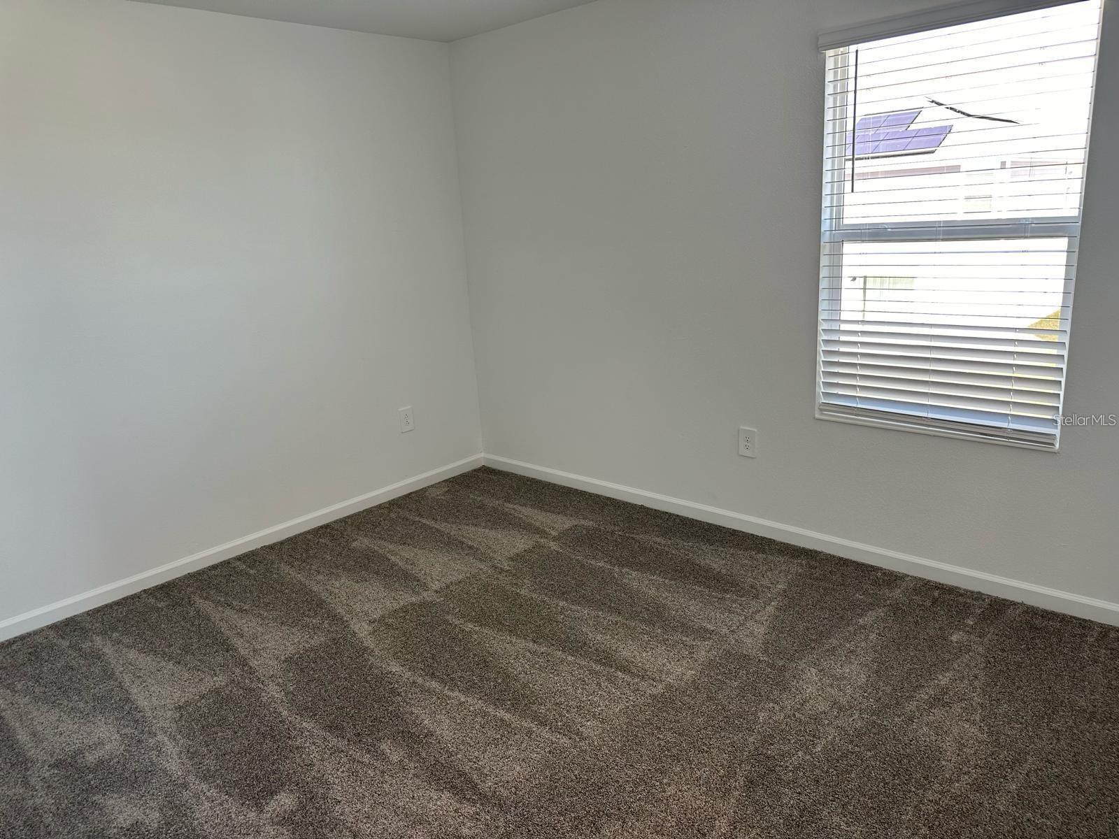 ASTONIA - Residential Lease