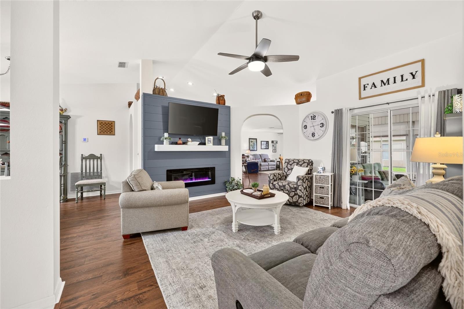 11676 SW 137TH LOOP