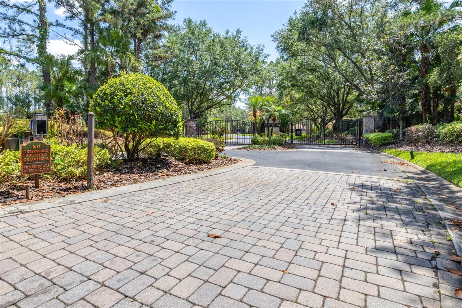 PINE CREST ESTATES - Residential