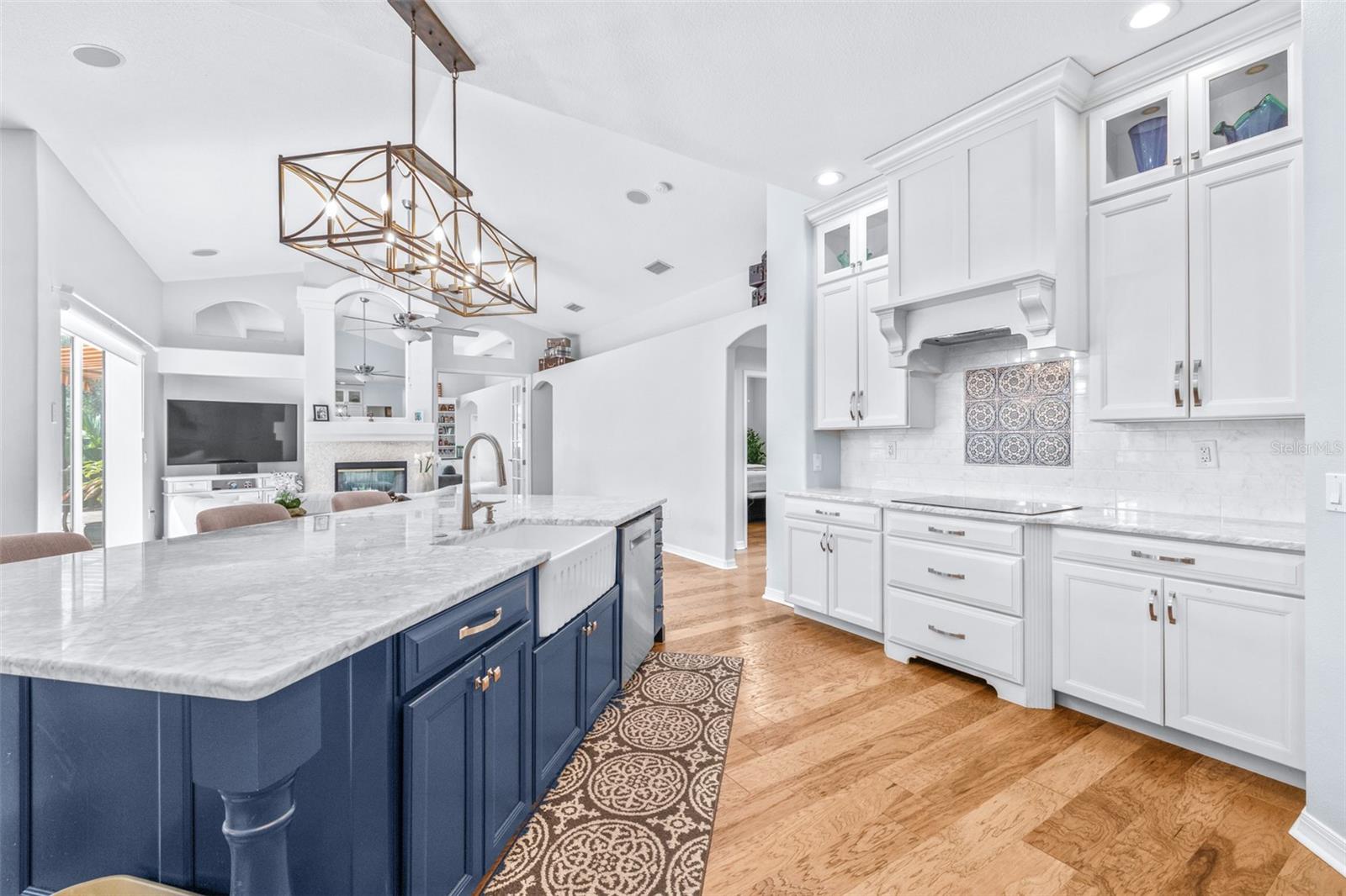 PINE CREST ESTATES - Residential