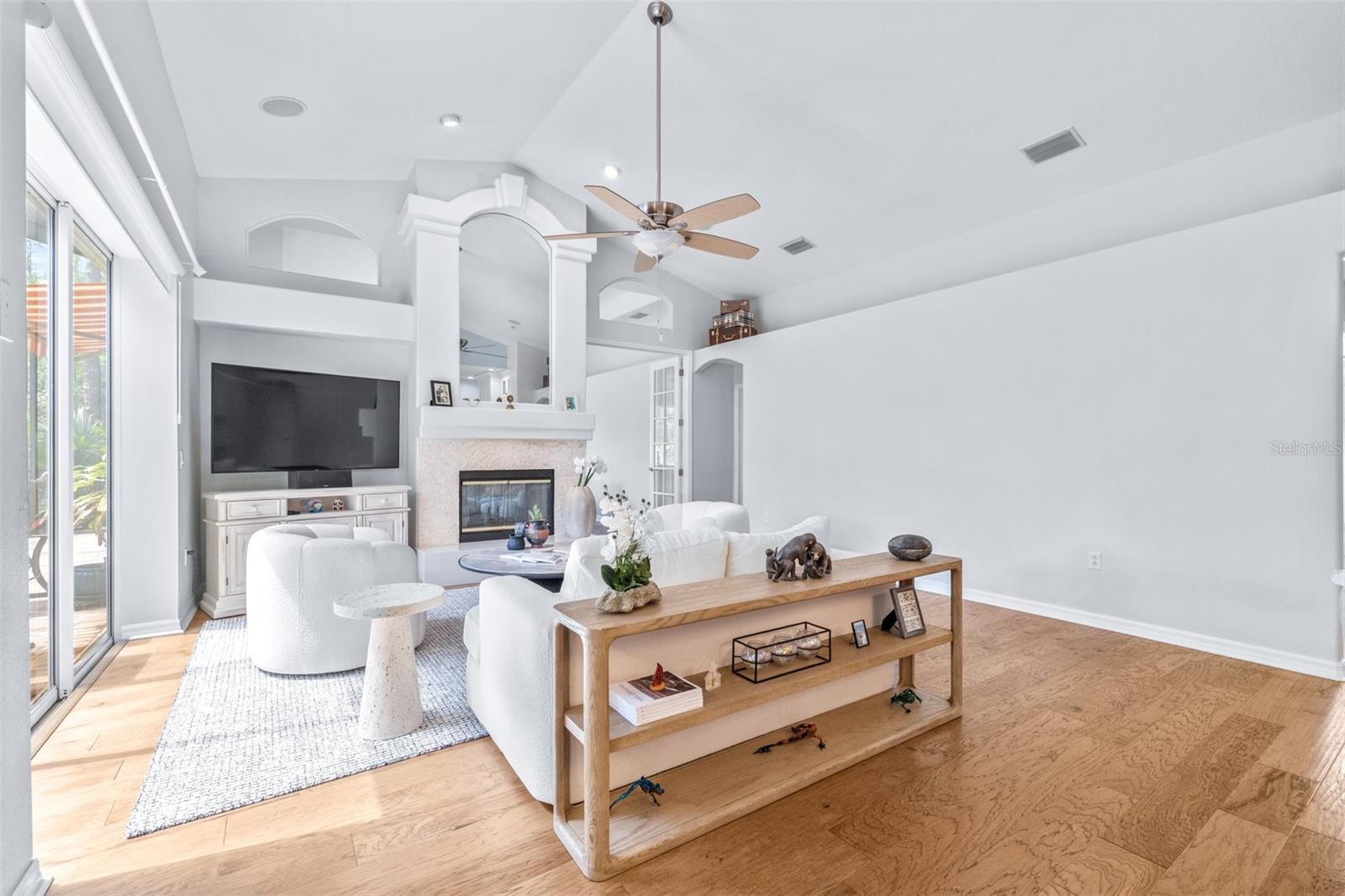 PINE CREST ESTATES - Residential