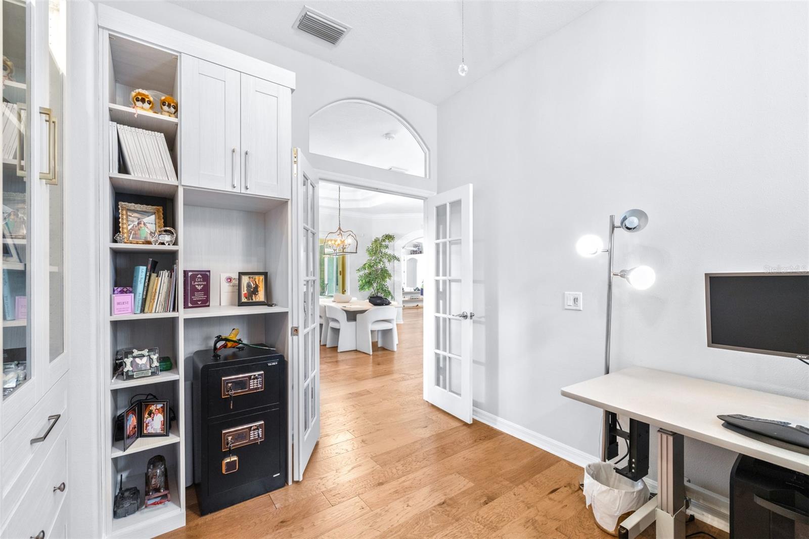 PINE CREST ESTATES - Residential