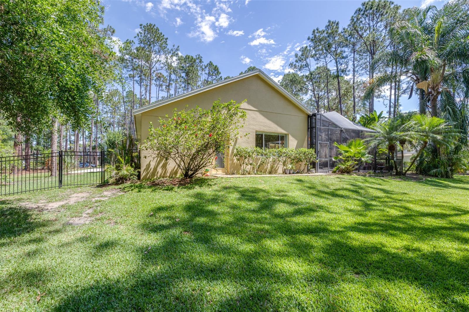 PINE CREST ESTATES - Residential