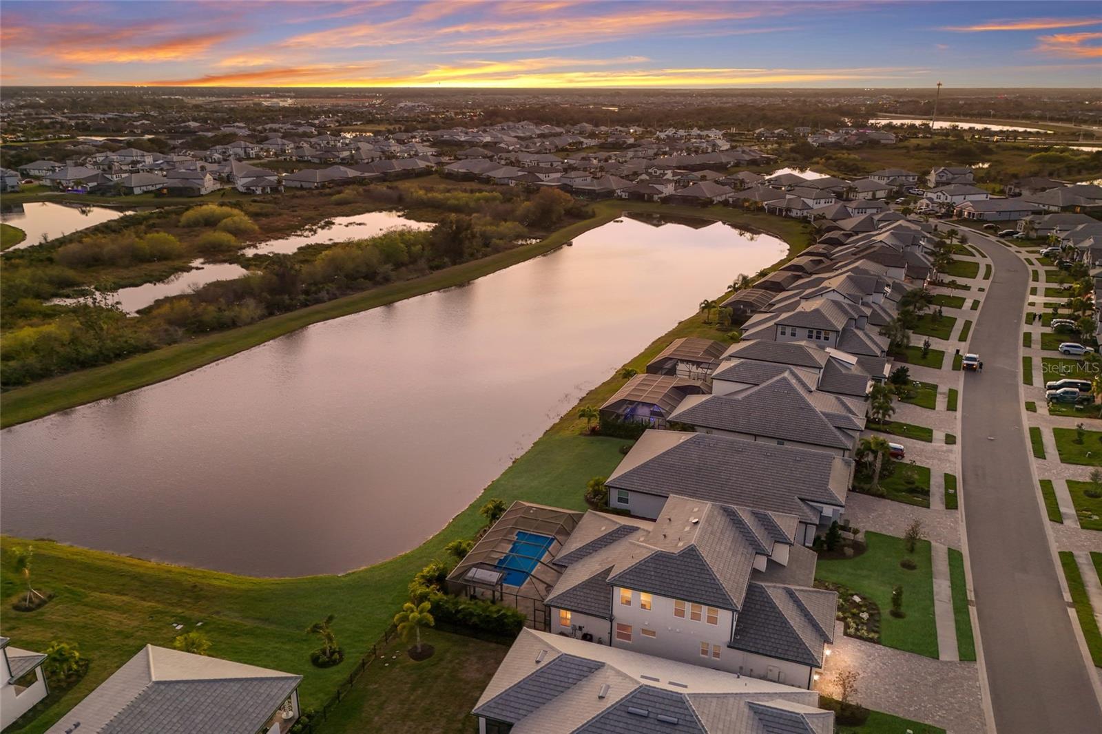 SWEETWATER AT LAKEWOOD RANCH PH I & II - Residential