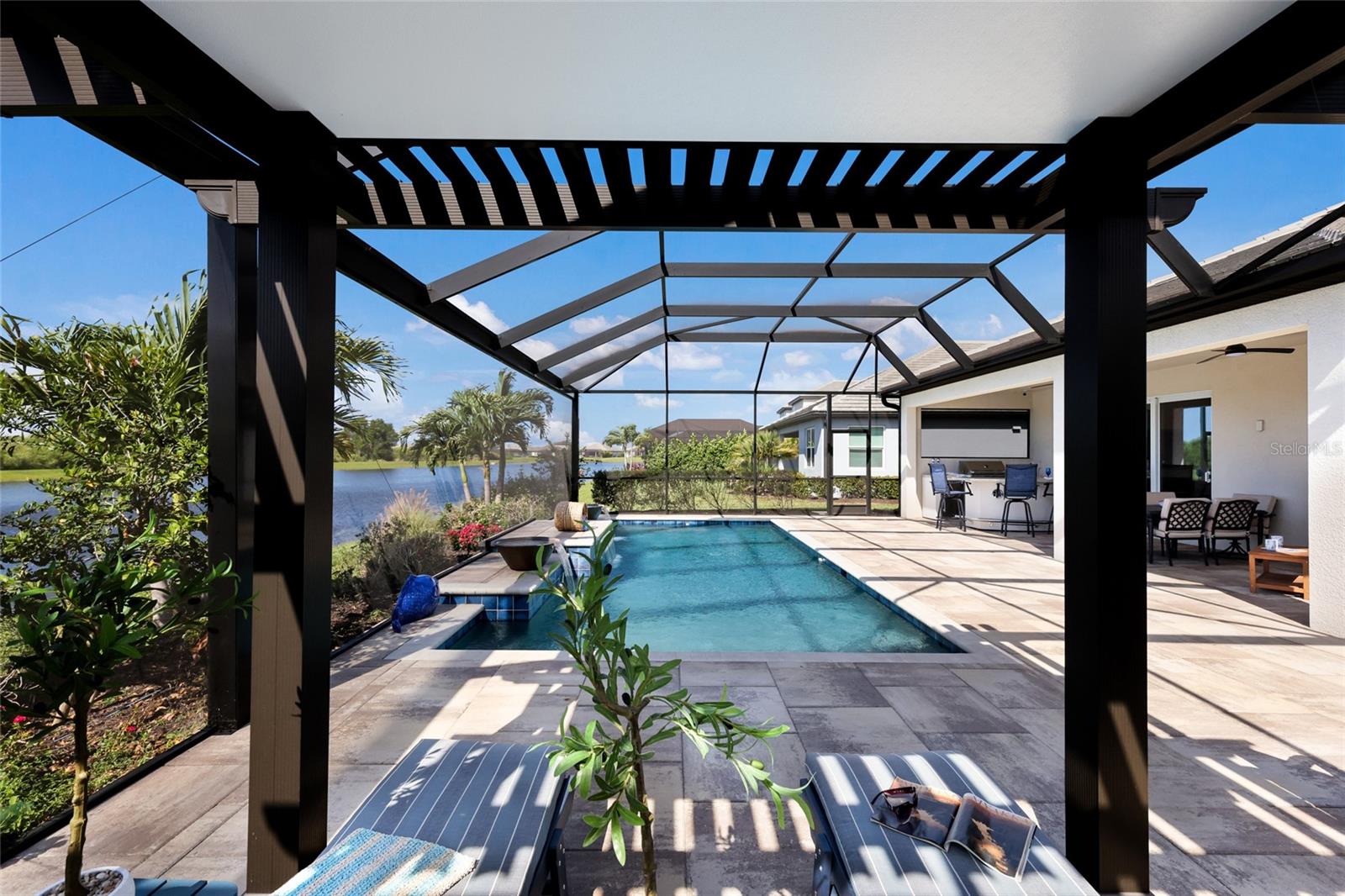 SWEETWATER AT LAKEWOOD RANCH PH I & II - Residential