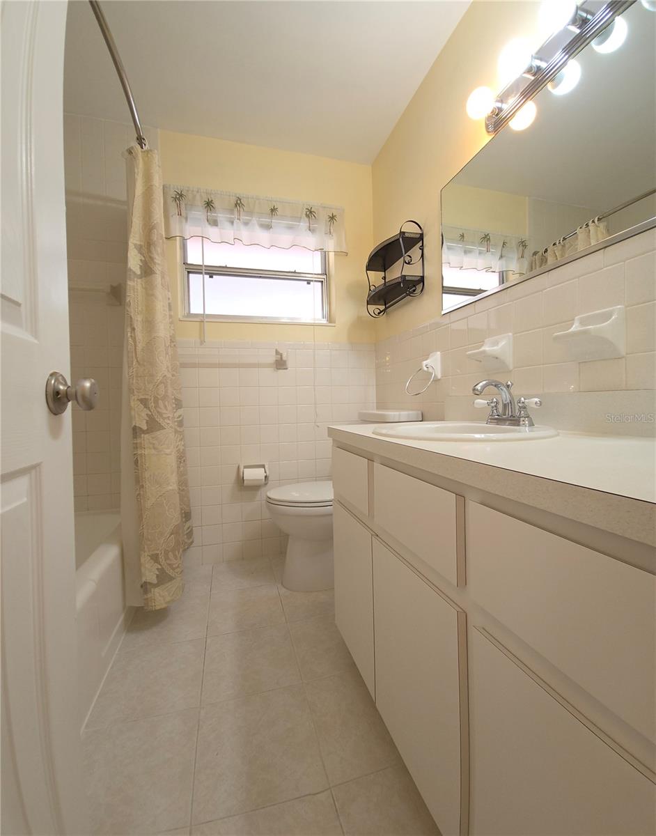 PASADENA ESTATES SEC E BLKS 75 77 78 & 118 TO 125 - Residential Lease