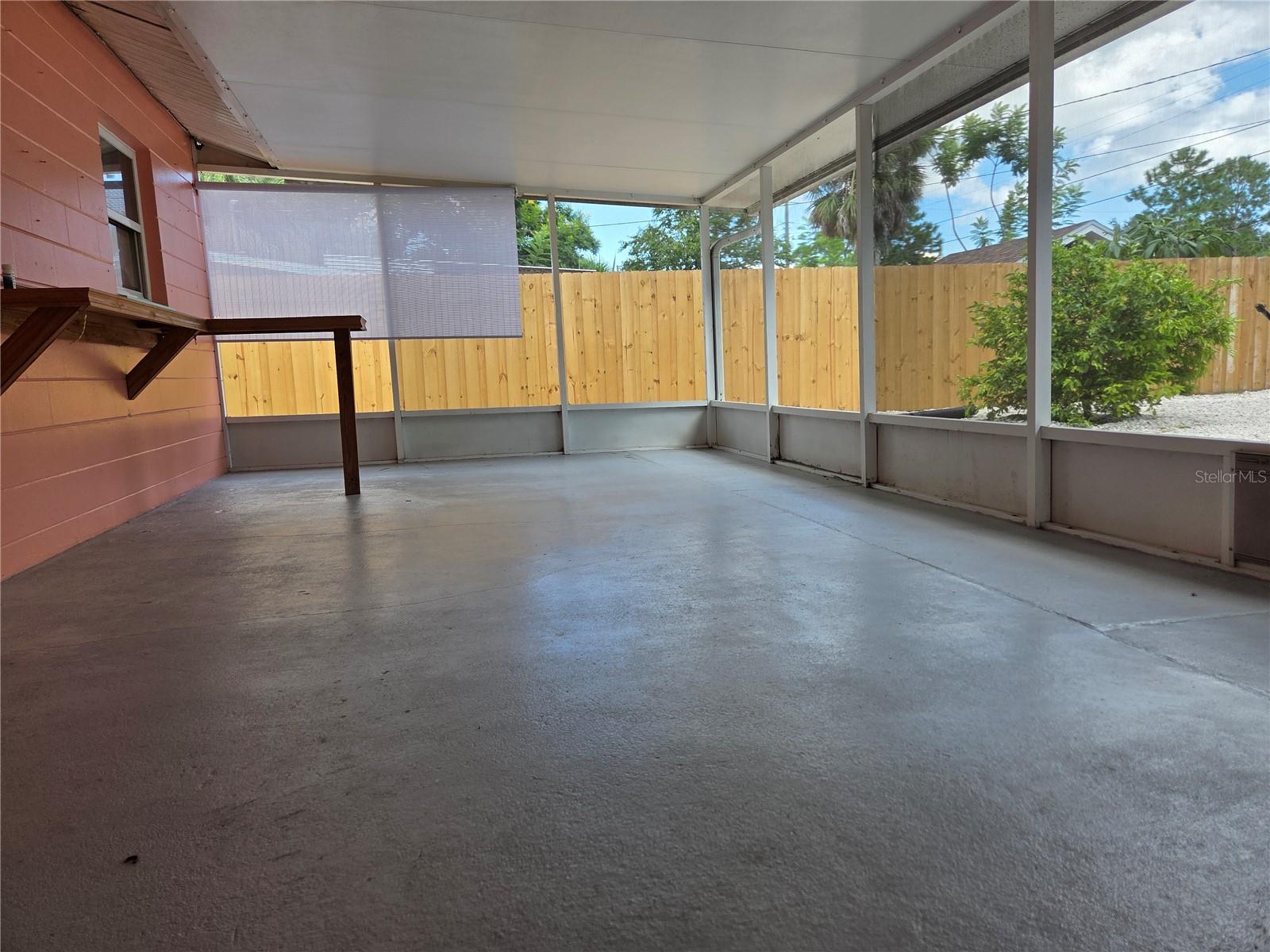 PASADENA ESTATES SEC E BLKS 75 77 78 & 118 TO 125 - Residential Lease